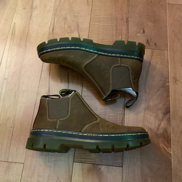 NWOB Dr. Martens Hardie II Chelsea Boot - Picture 3 of 8